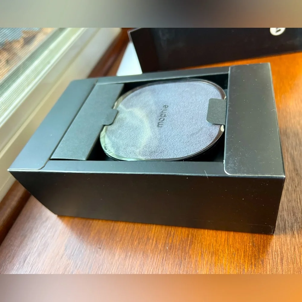 Mophie Wireless Charging Pad - Black